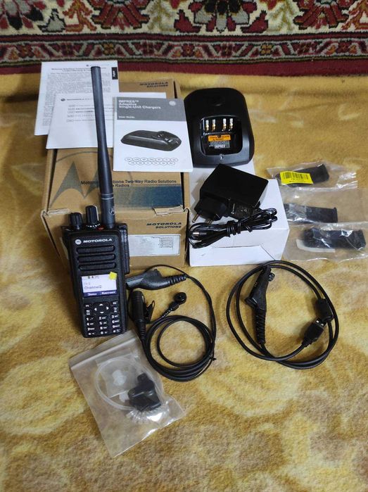 Рація Motorola DP4800e VHF AES 256 з комплектуючими