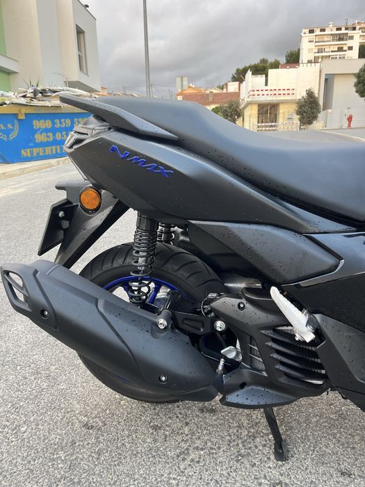 Yamaha Nmax-125 com 2400km 2025