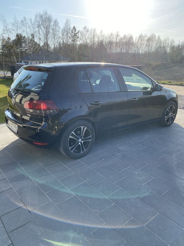 VW Golf 2.0 TDI nowy rozrząd klima alufelgi.