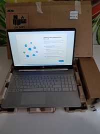 Ładny Laptop HP 15s