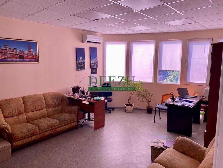 Оренда офісу  65м2 , вул. Героїв Дніпра 41а