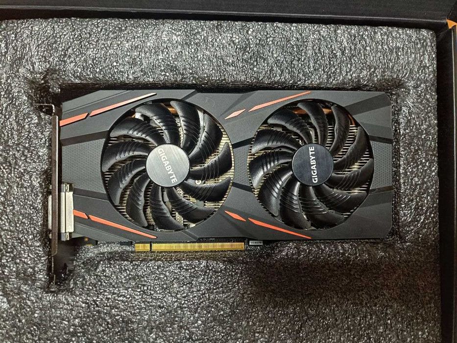 Відеокарта AMD Radeon RX 470 4Gb GDDR5