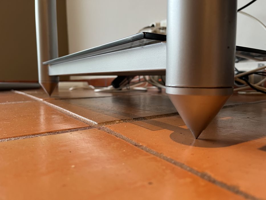 Mesa Hi Fi Soundstyle prateada 4 prateleiras