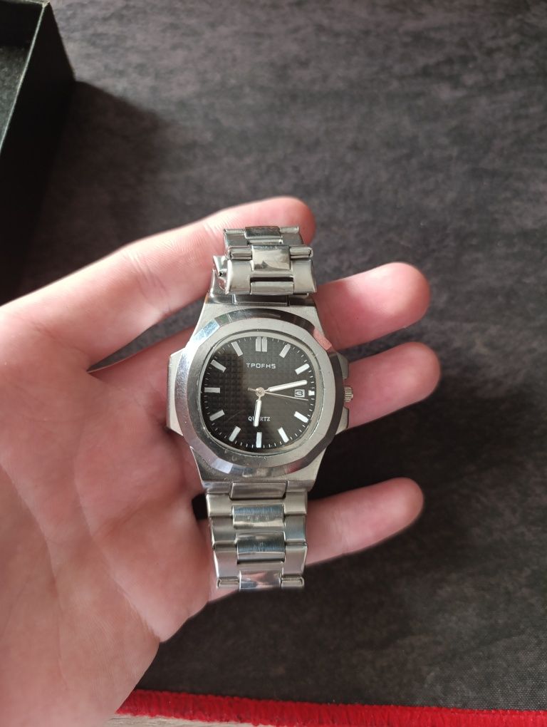 Годинник Tpofhs Quartz