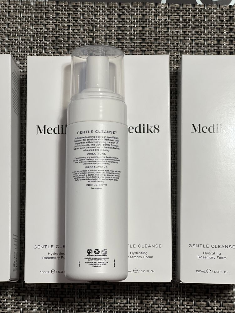 Medik8 Gentle Cleanse Зволожувальна пінка для чутливої шкіри