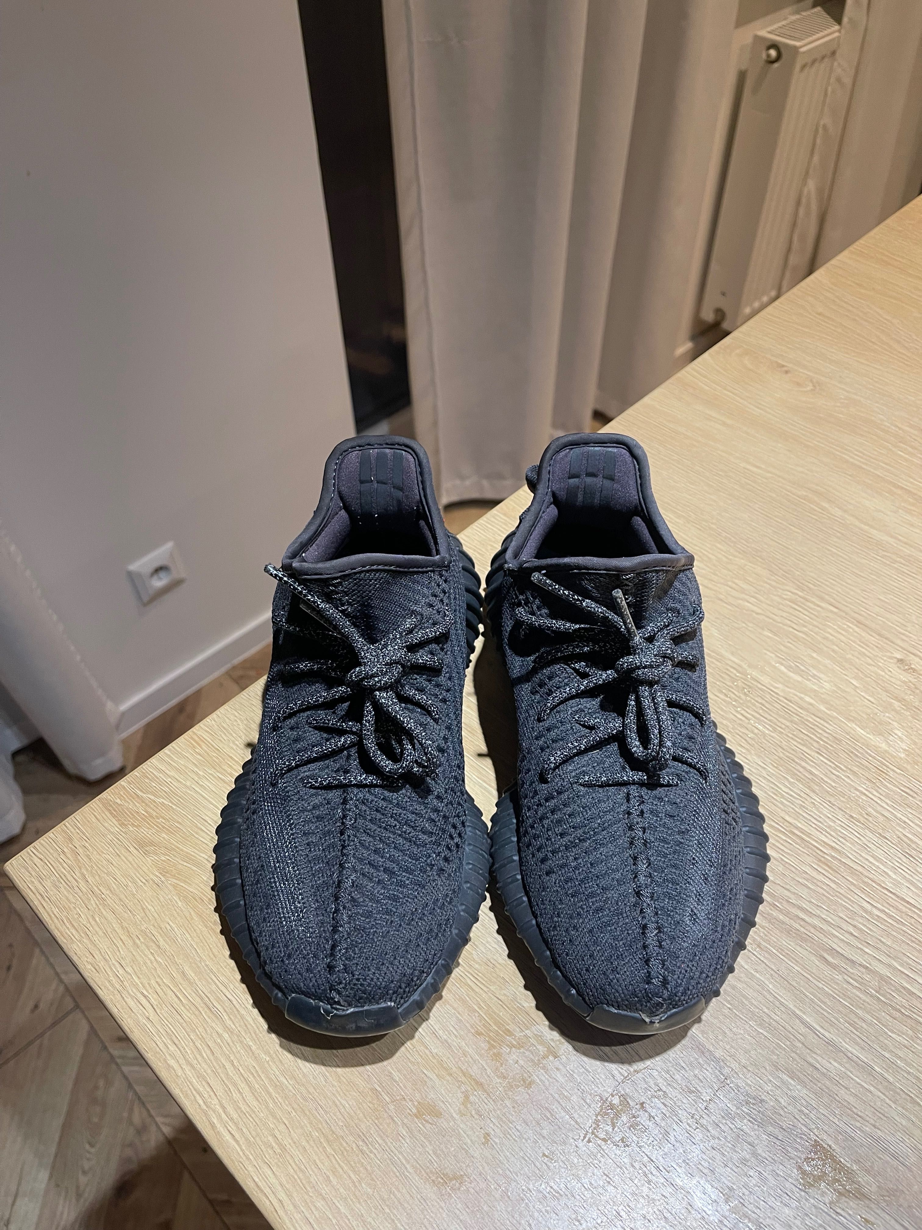 adidas Yeezy boost 350 v2 static black 37 white carbon beluga