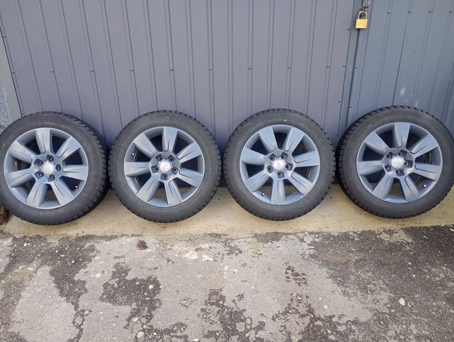 Шини зима 225/55R17 на дисках Audi A6 Allroad C6
