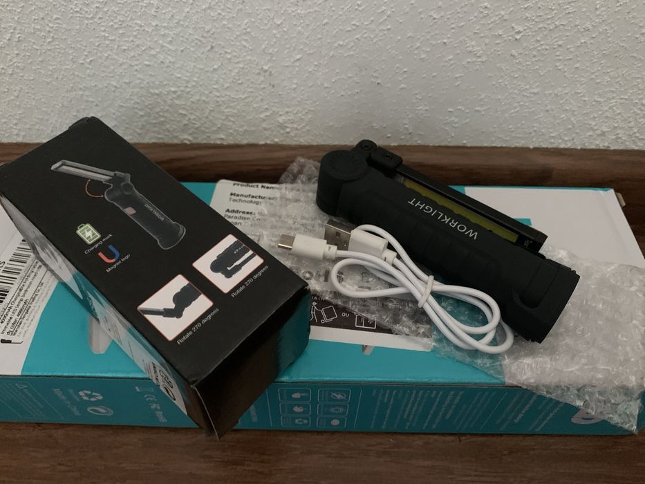 LED ліхтарик на акумуляторі