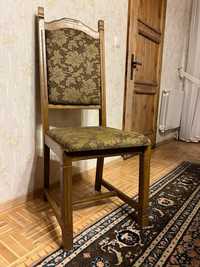 Drewniane krzesla styl rycerski