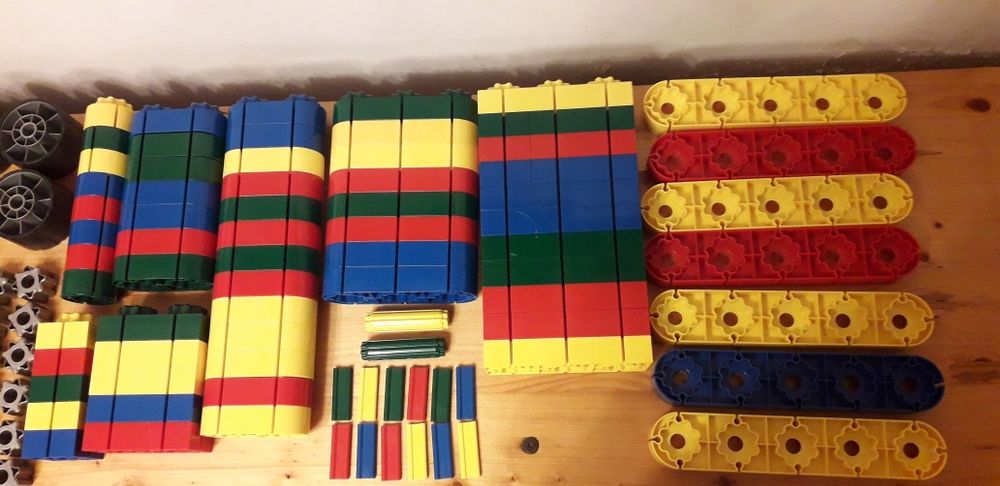 Duże szwajcarskie lego klocki konstrukcyjne edukacyjne Kiditec 131 szt