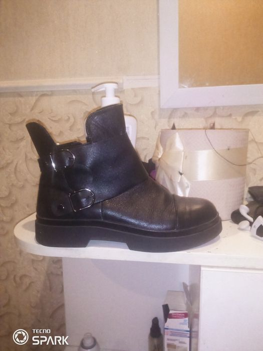 кожаные женские полусапожки