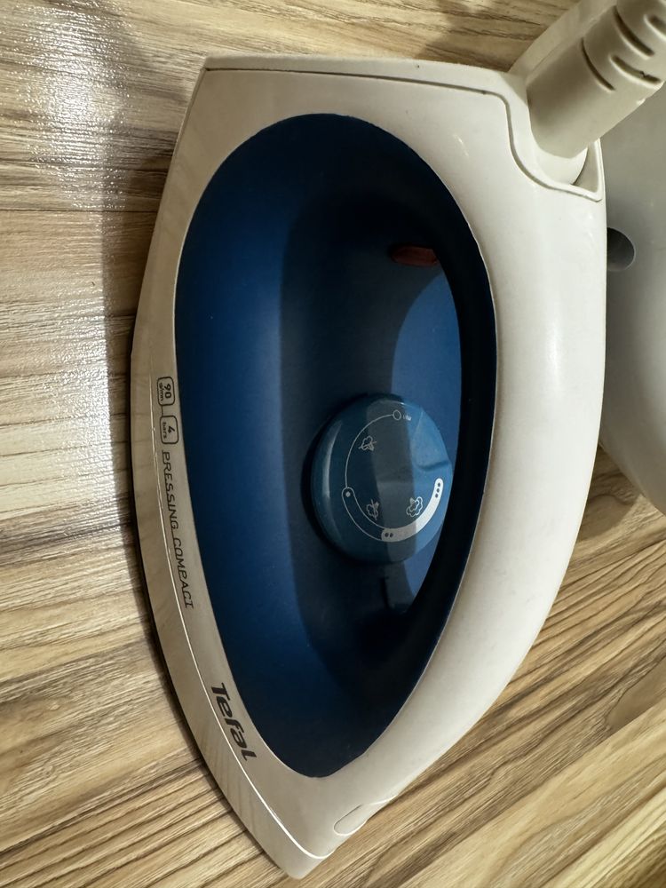 Stacja parowa Tefal Pressing Compact