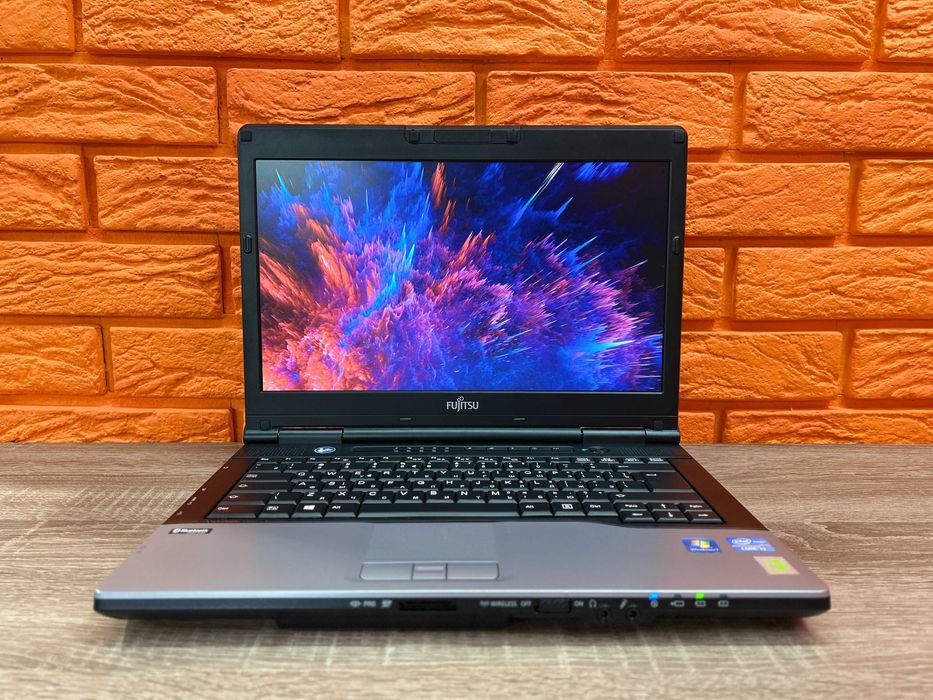 Ноутбук 14" Fujitsu S752 (1366х768) i3, 6 RAM, 500 HDD, Гарантія 1 рік