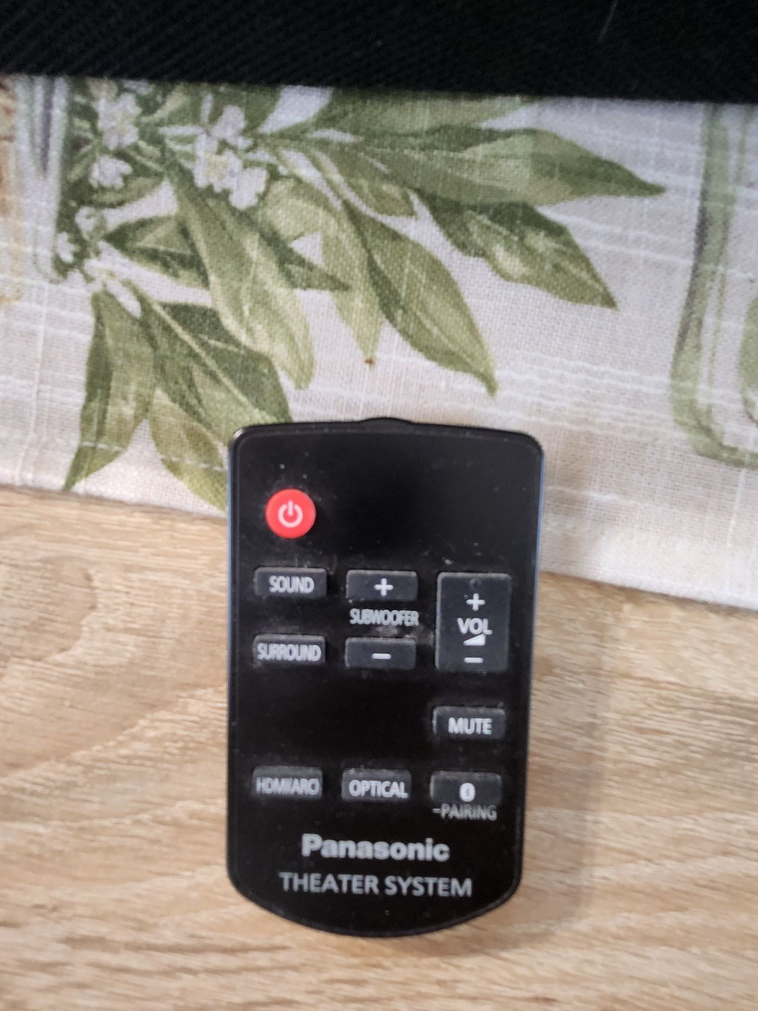 Soundbar Panasonic SU-HTB688