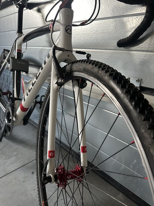 Gravel- Szosa Accent CX One romziar L + gratisy