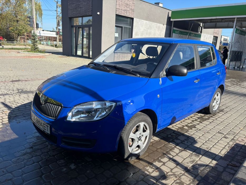 Продам skoda fabia 2009