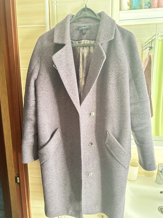 Пальто жіноче демісезонне
