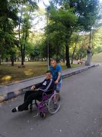 Помощь инвалидам, престарелым