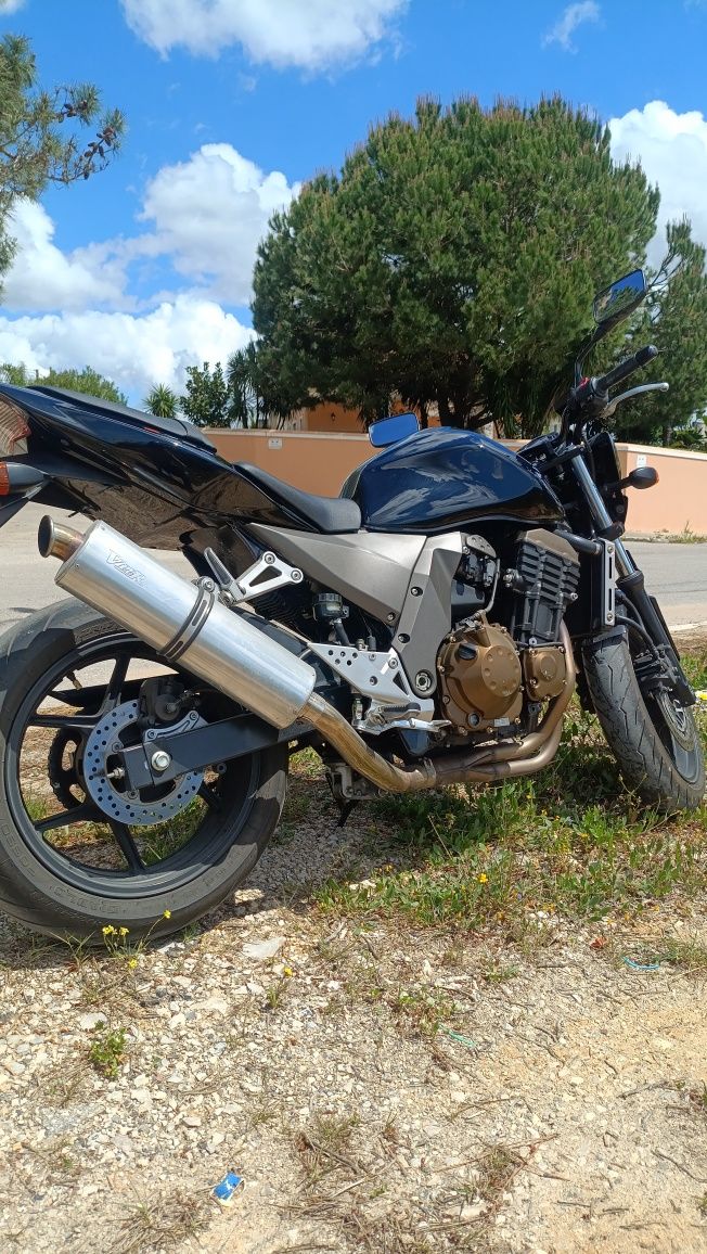 Kawasaki Z 750/24M km!