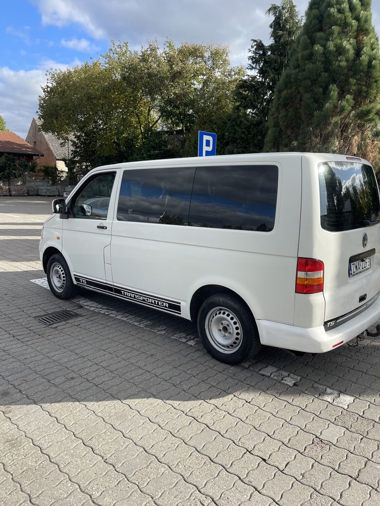 Vw Transporter T5 2.5tdi r5 9osób