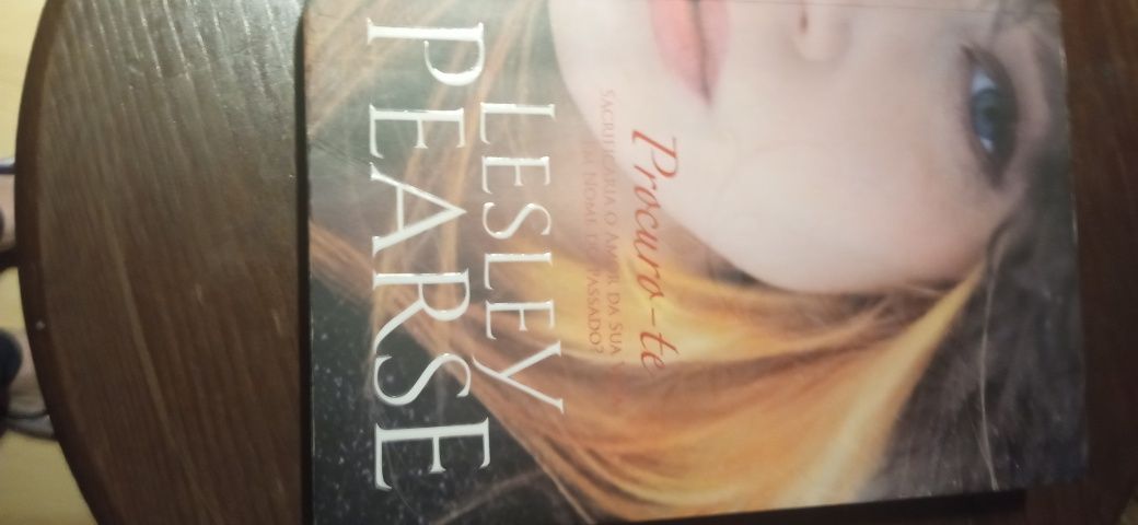 Livro Procuro te de Lesley Pearse Romance