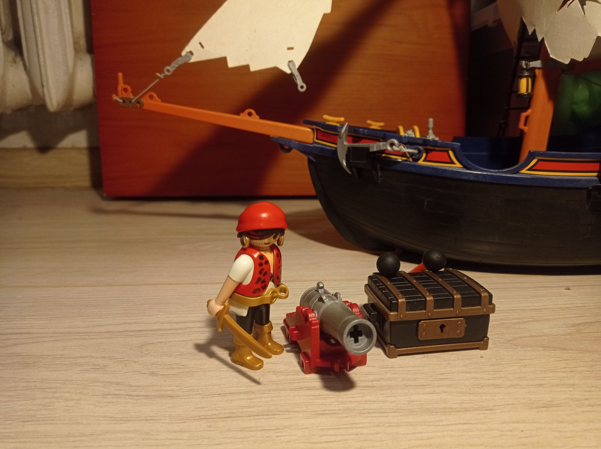 Playmobil piraci statek