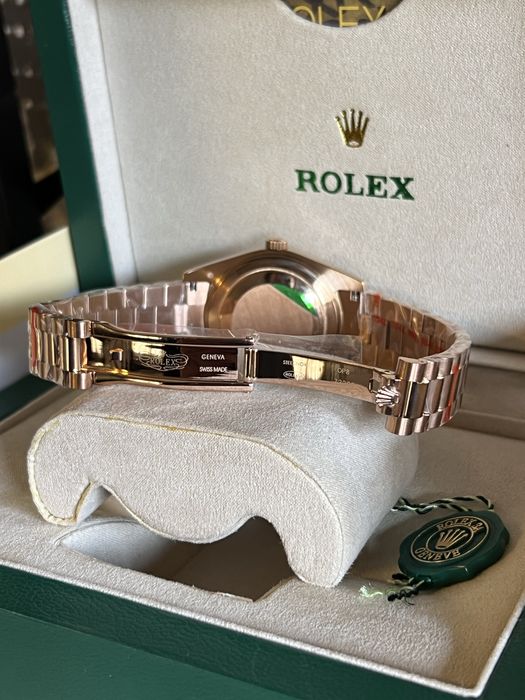 Rolex Day Date Olive Green/Rose Gold
