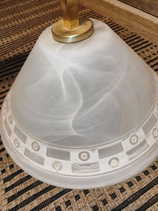 Żyrandol,lampa na jedną żarówkę