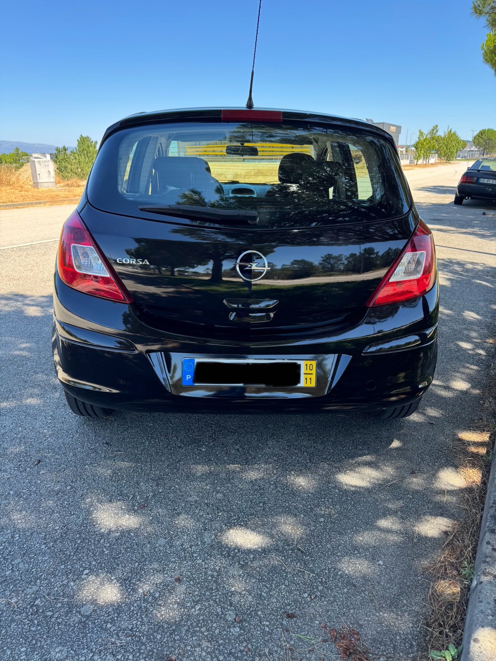 Vendo Opel corsa D 1.2 gasolina poucos km!