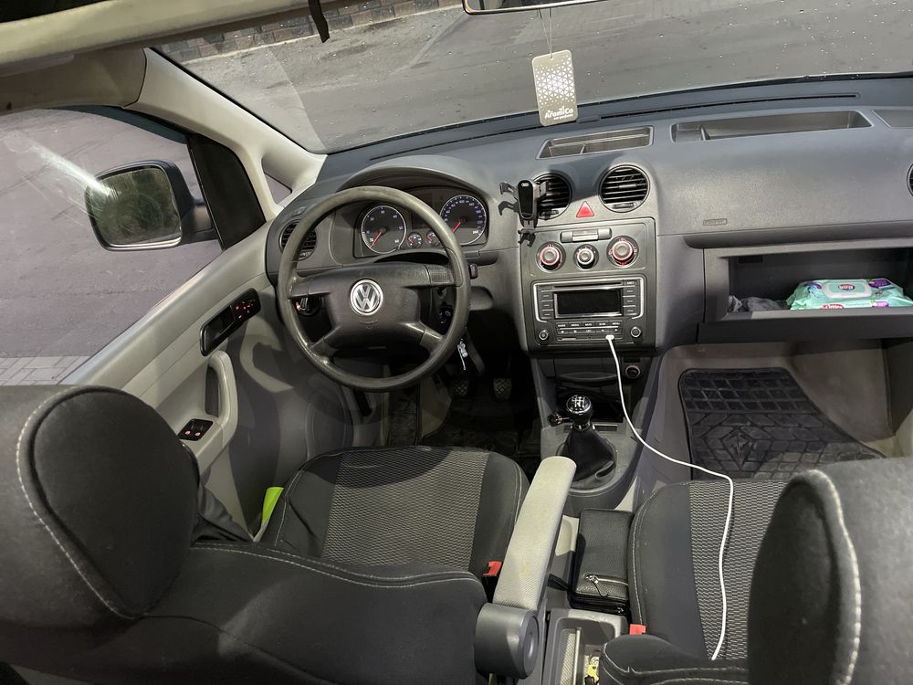 Продам VW CADDY 2.0 терміново