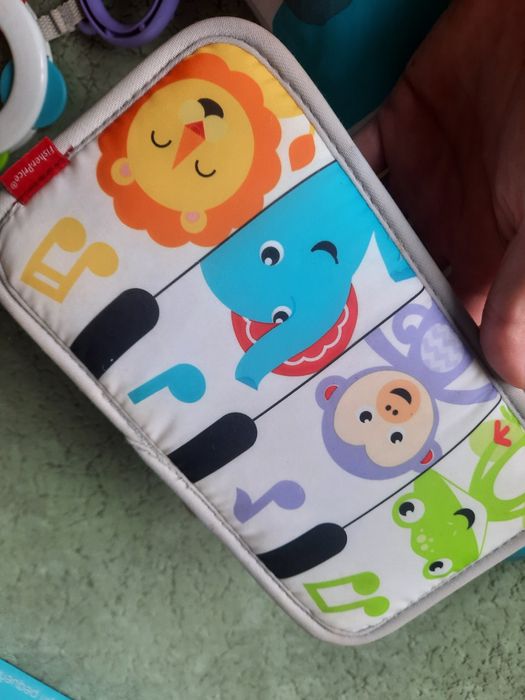 М'яка подушка для гри на животику Fisher-Price Піаніно (GJD27)