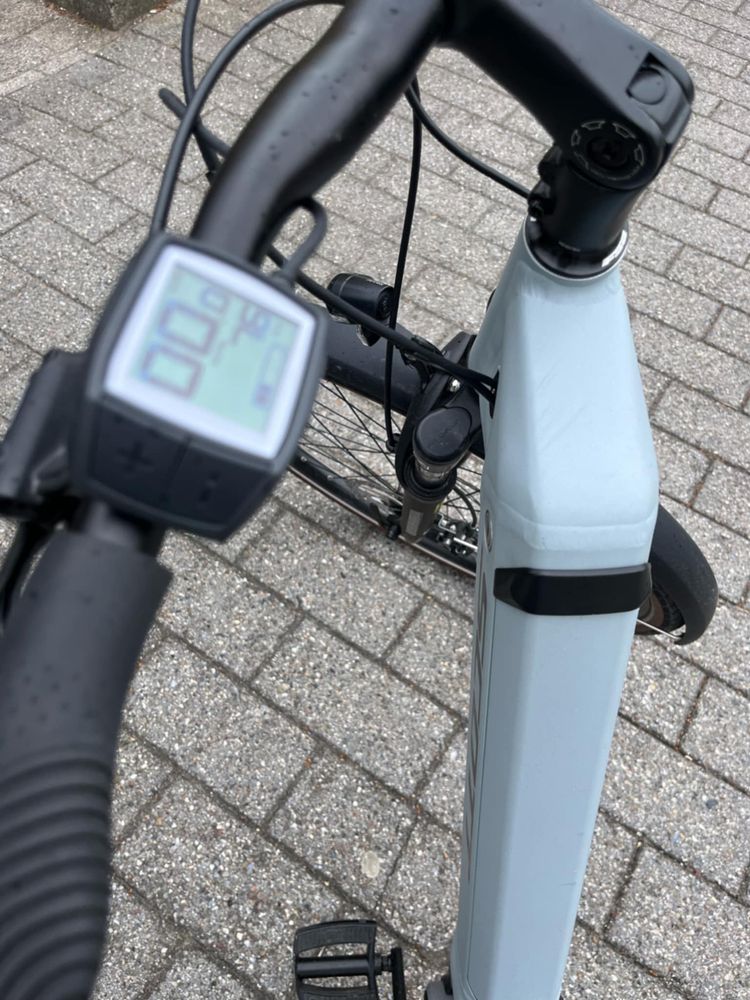 Rower elektryczny trekkingowy SCOTT Sub Sport eRIDE 20