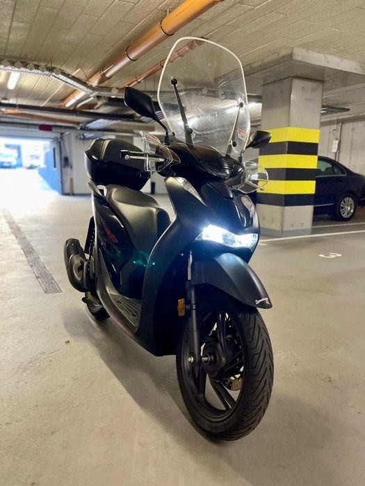 Honda SH sport 125/50 nowy model! zarejestrowany na 50-tke!!