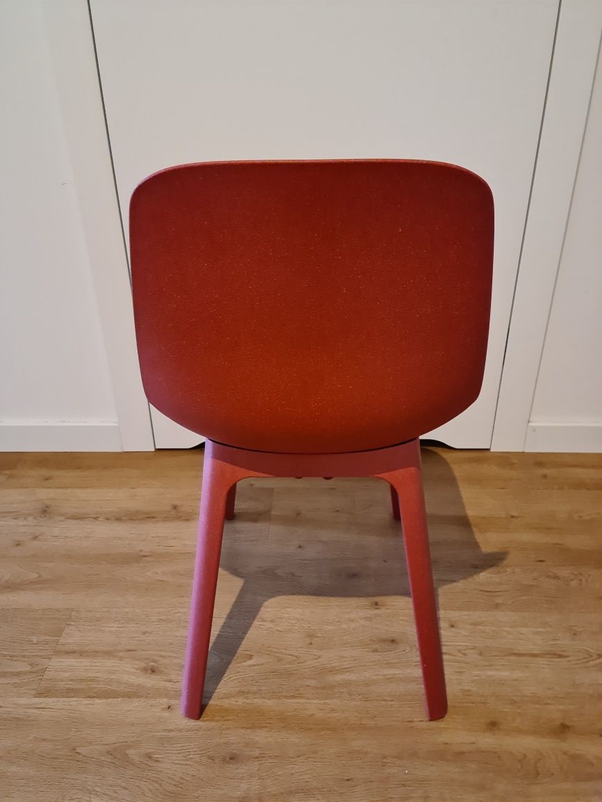 Sprzedam dwa używane krzesła Ikea ODGER