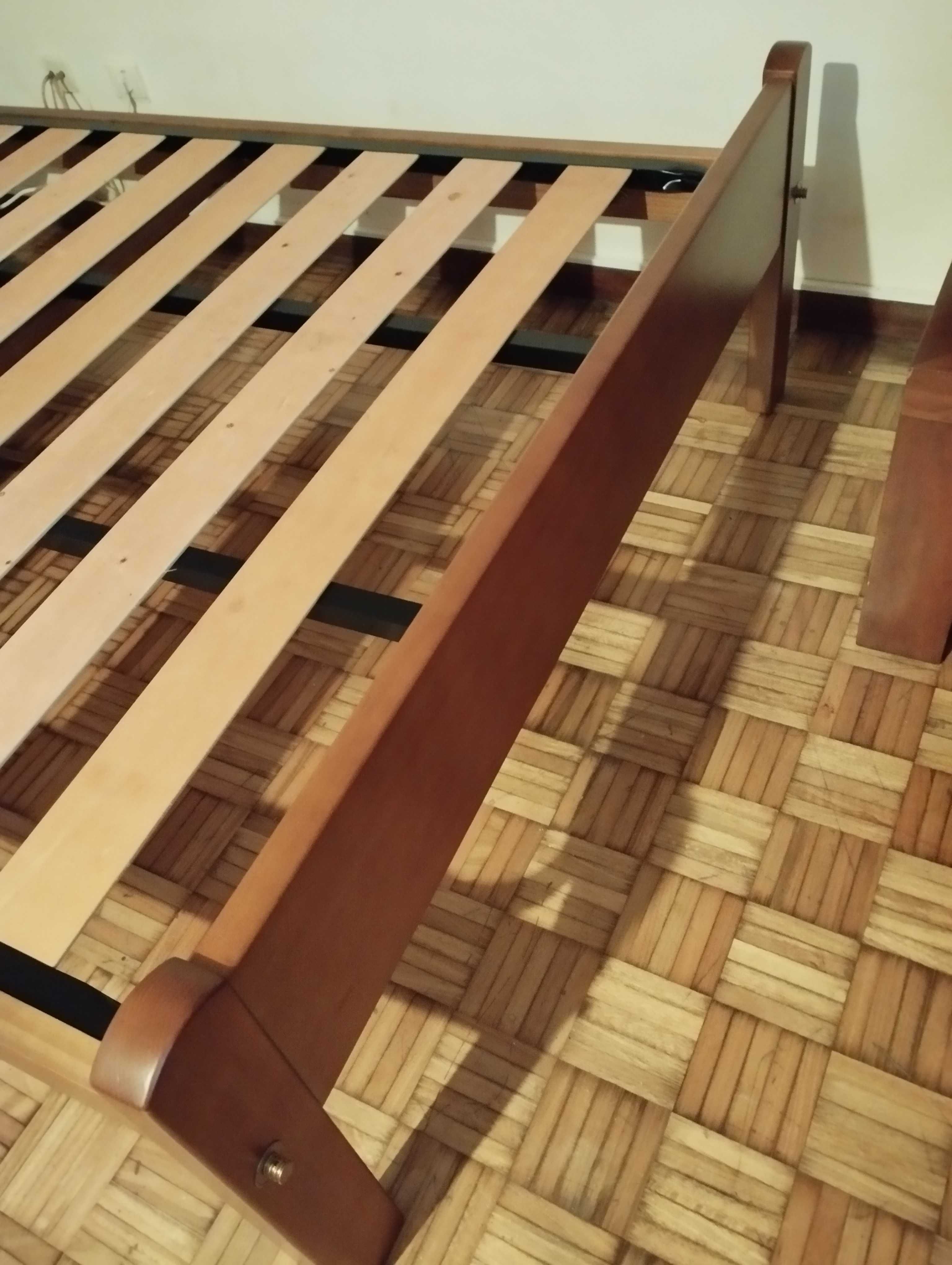 Cama madeira massica