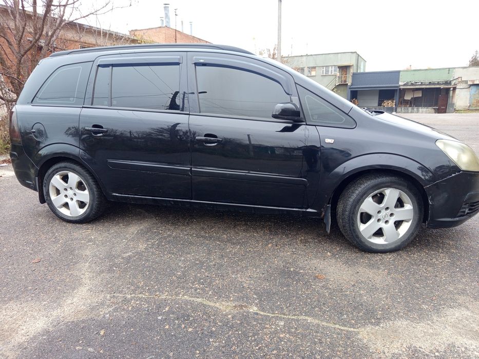 Opel Zefira продам