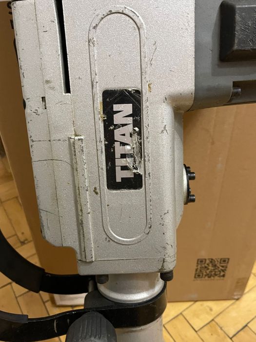 Отбойний молоток Titan
