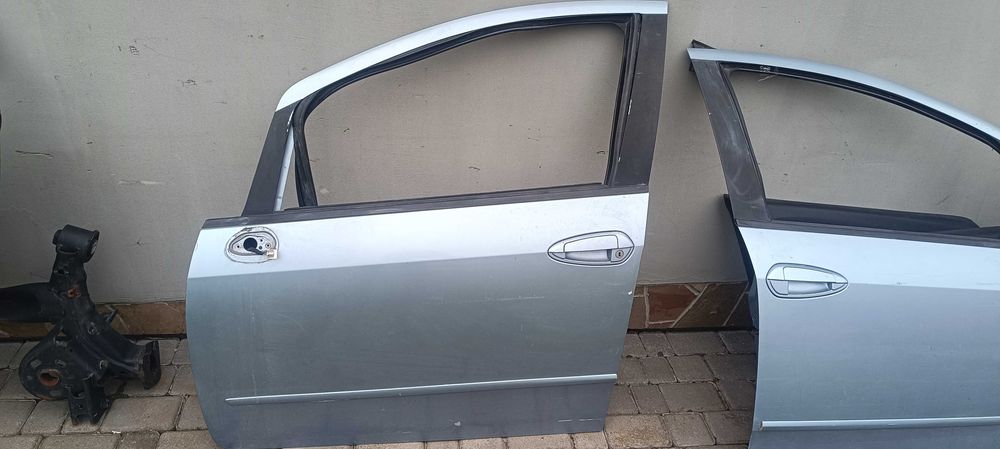 Салоны Двери Fiat Linea Фиат Линея