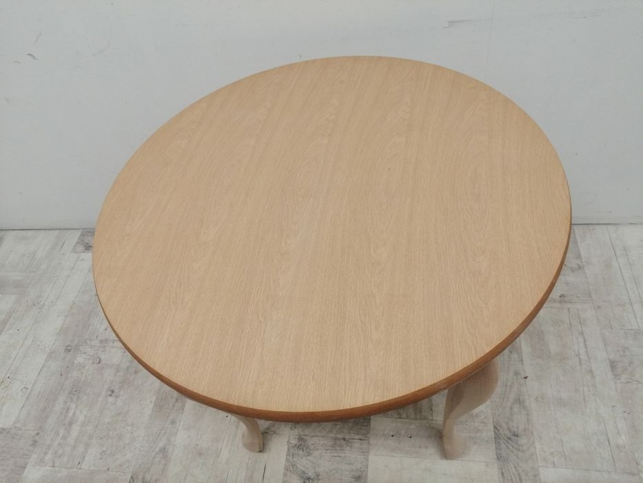 stół okrągły do jadalni dąb okleina mały nowy ludwikowski