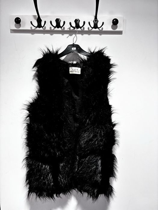 Bezrękawnik futerko czarne sztuczne damskie SM kamizelka