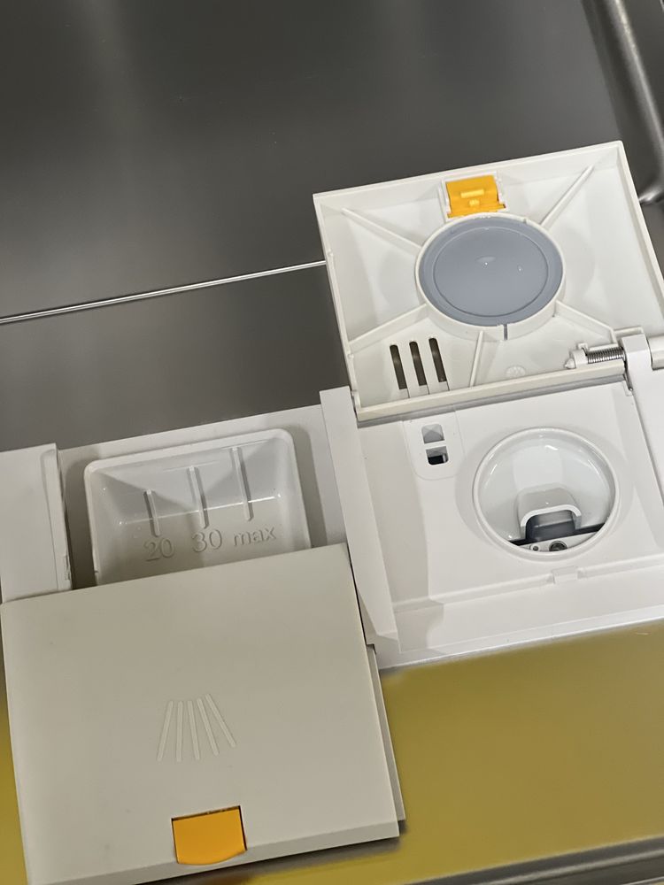 Найновіша посудомийка Miele G 5350 SCVi.  Авт. Відкривання. 24 рік