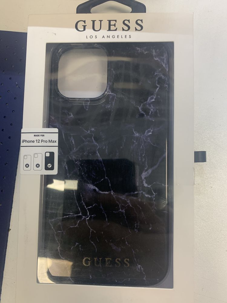 Etui Guess iPhone 12 Pro Max *Rozne Rodzaje*b