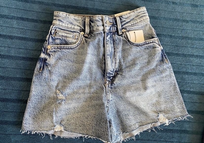 Shorty, spodenki jeansowe, ZARA *nowe z metkami*