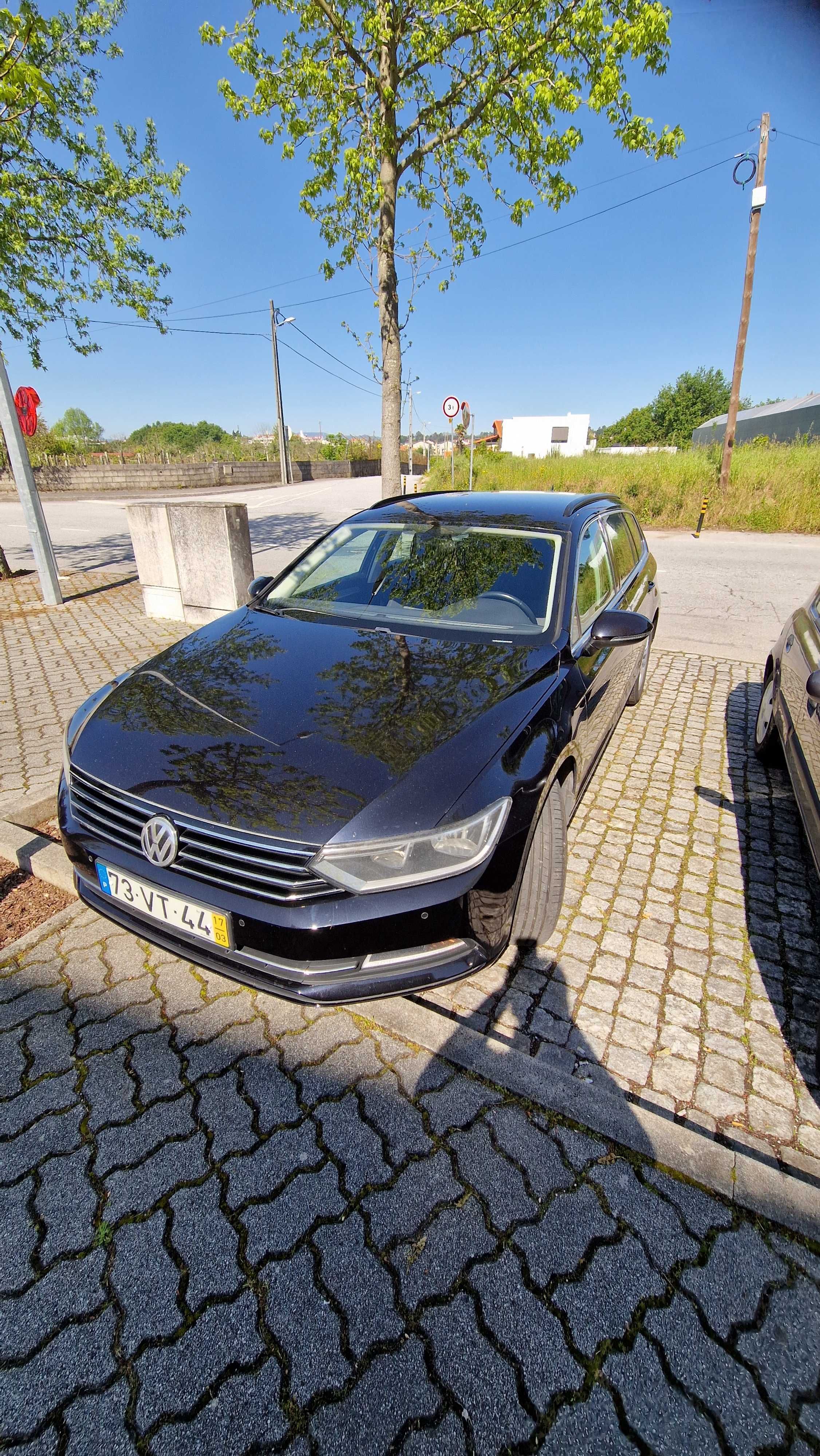 VW Passat Highline 2.0 TDI BlueMotion | Automático | Impecável