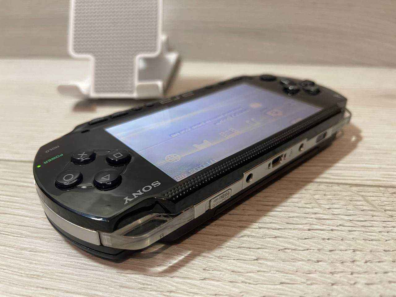 PSP SONY Чорний колір 32GB + 40 Ігор PlayStation Portable ПСП