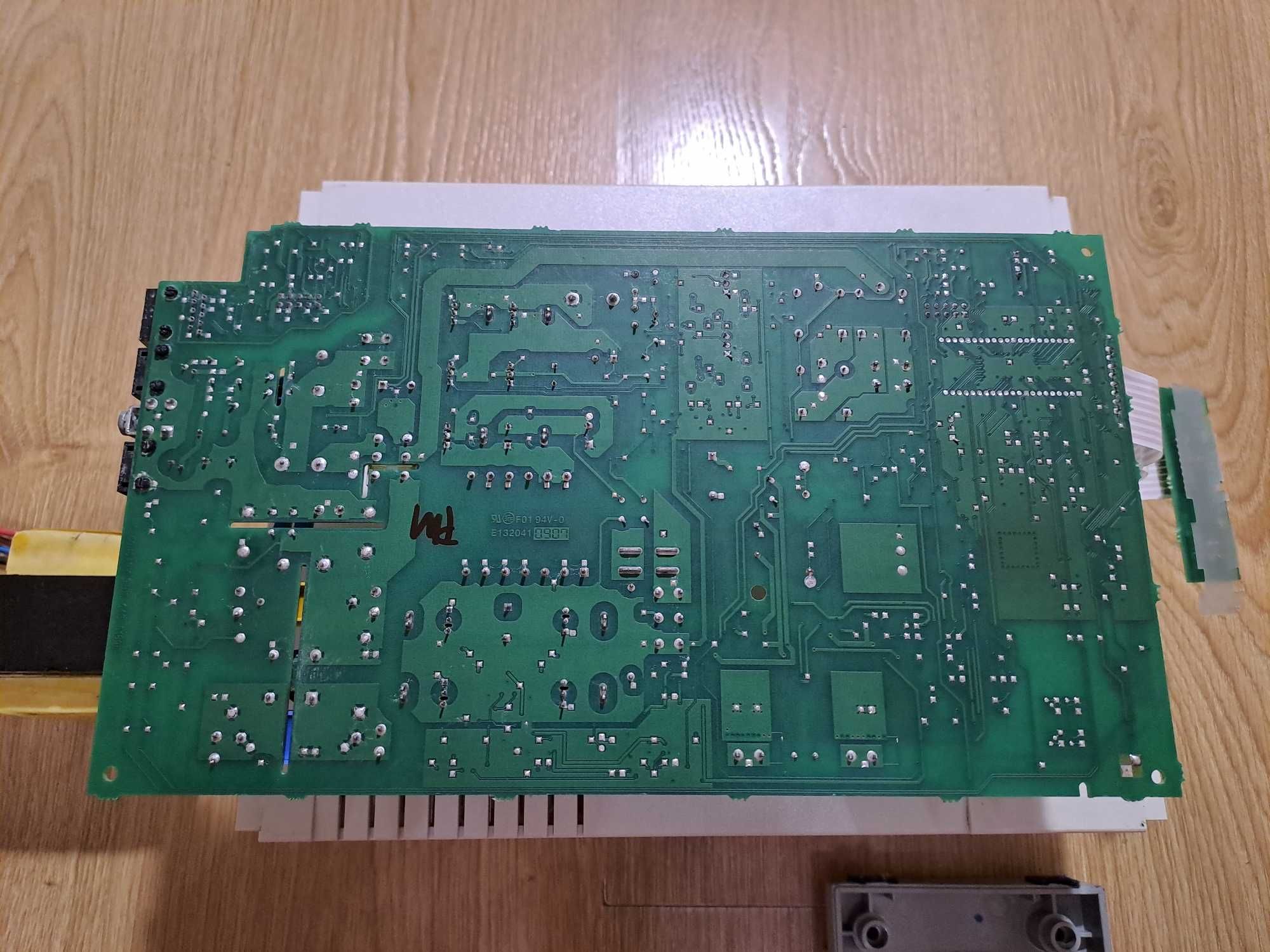 Бесперебійник ИБП APC Back-UPS RS 800VA