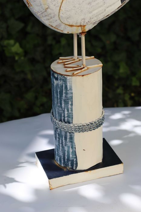 Metalowy ptak figurka do ogrodu Mewa