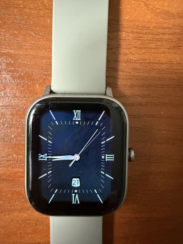 Продам смарт часы Amazfit Gts