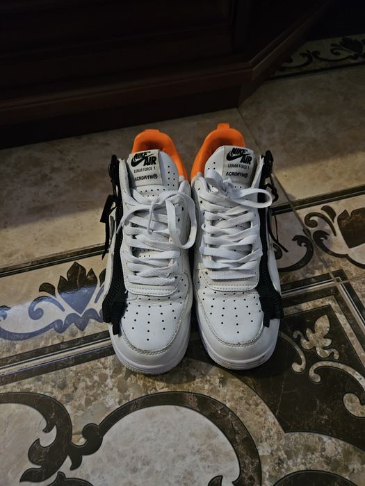 Nike acronym/ акры