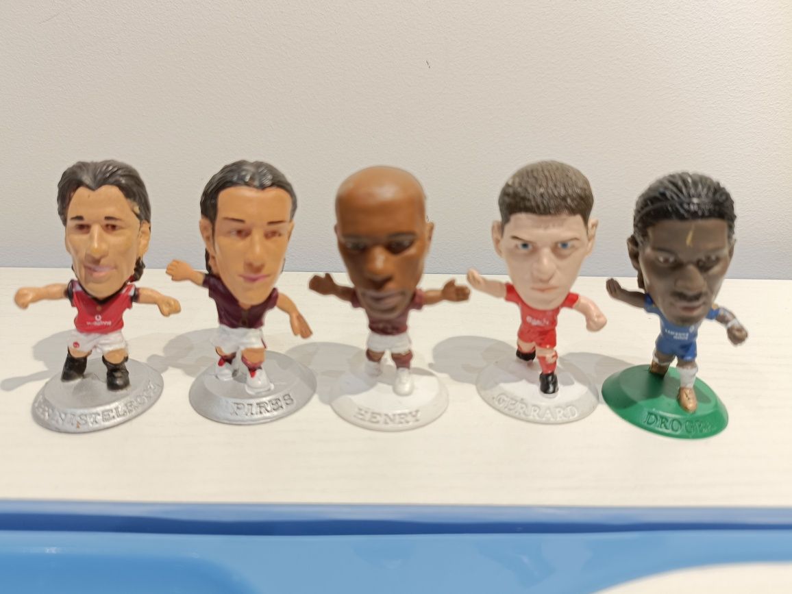 Figurki piłkarzy microstars 19 szt. Messi Ronaldo Bale Kaka Henry